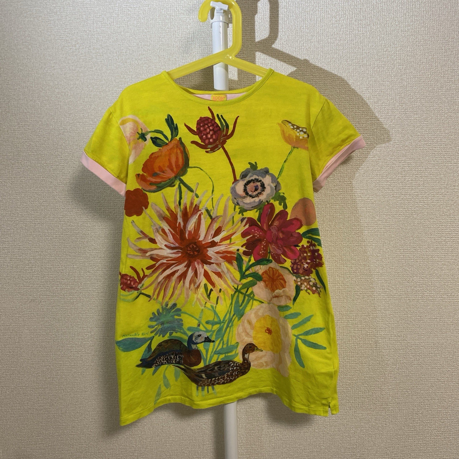 Room Seven Nathalie Lete T-Shirt Dress 140 Floral Duck Art Yellow Pink Kawaii⁠