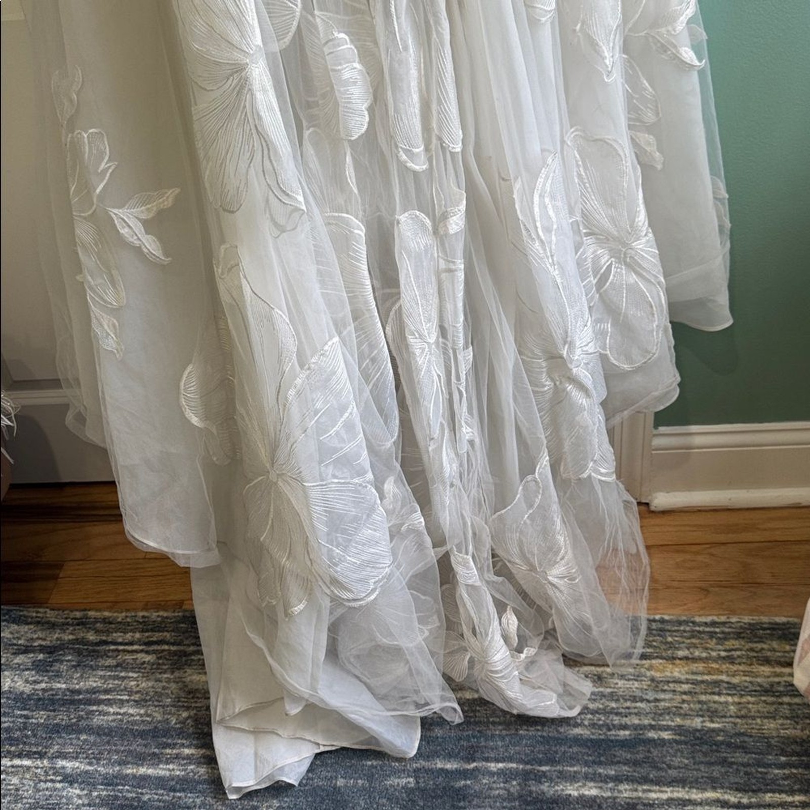 Wtoo by watters Romu sleeveless wedding gown size 6 slit white dress SAMPLE