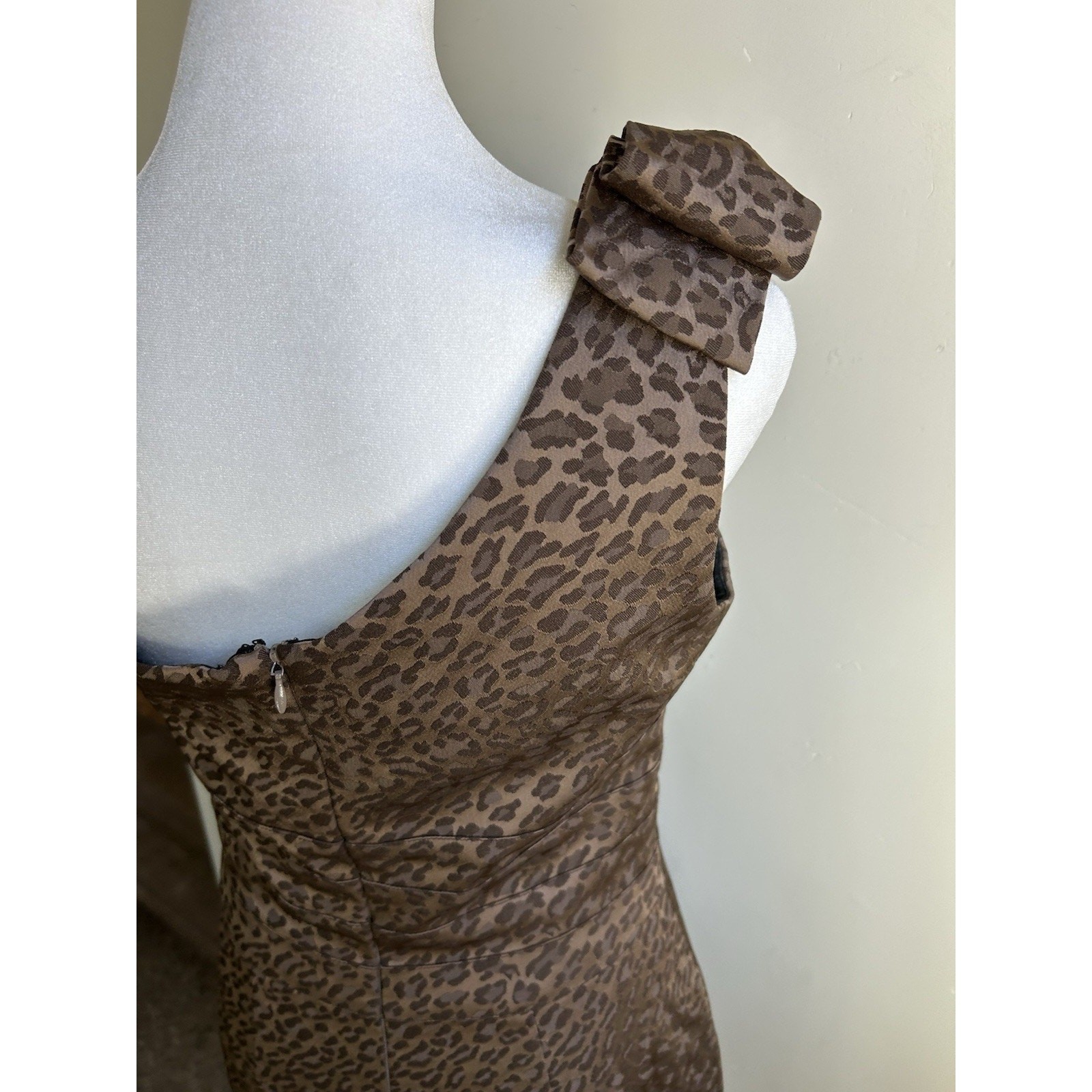 Kay Unger Leopard Print Sheath Dress Womens 6 One Shoulder Cocktail Evening