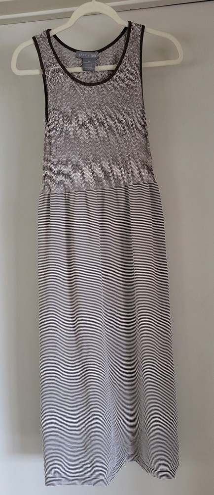Lark + Grey Dress Size S/M Brown&White Sleeveless Smocked Vacation Travel