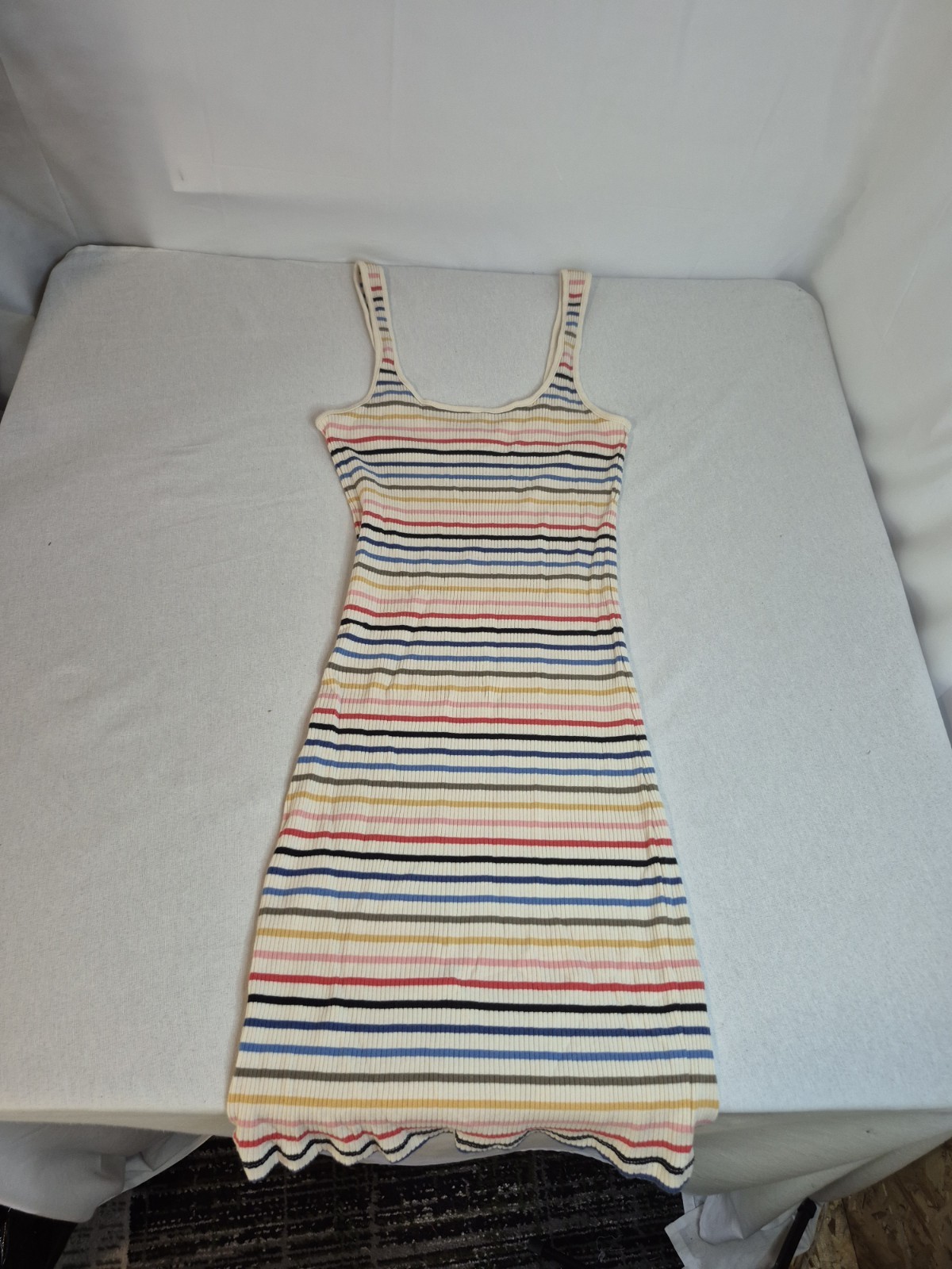 Womens Medium Billabong Surfer Style Rainbow Striped Slim Fit Dress Summer Beach