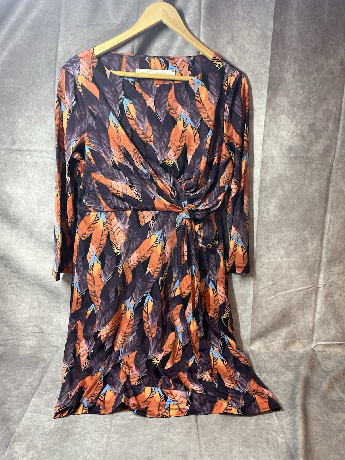 Tracy Negoshian Marilyn Faux Wrap Stretchy Dress Multi Color Feathers Sz L