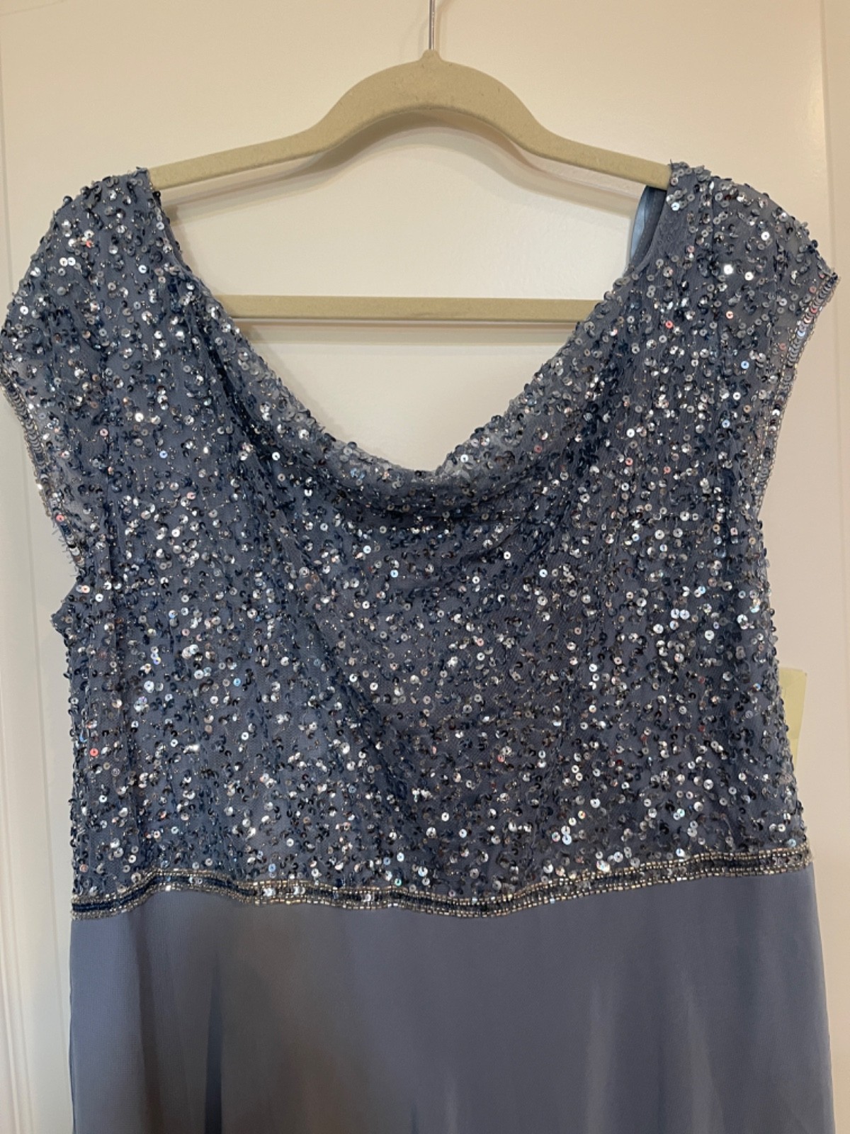JKara Women’s Gray Blue Sequin Empire Waist Gown Gray size 16W NWT