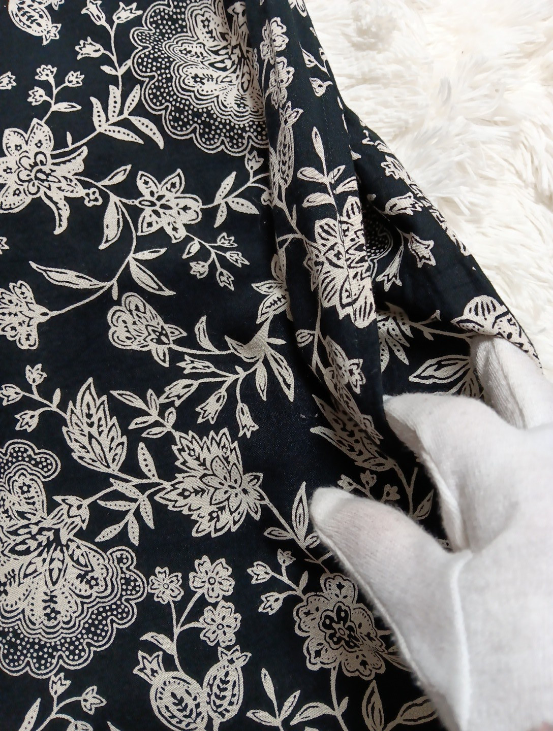 Angie Black and white Boho flower print Jumpsuit size M for woman