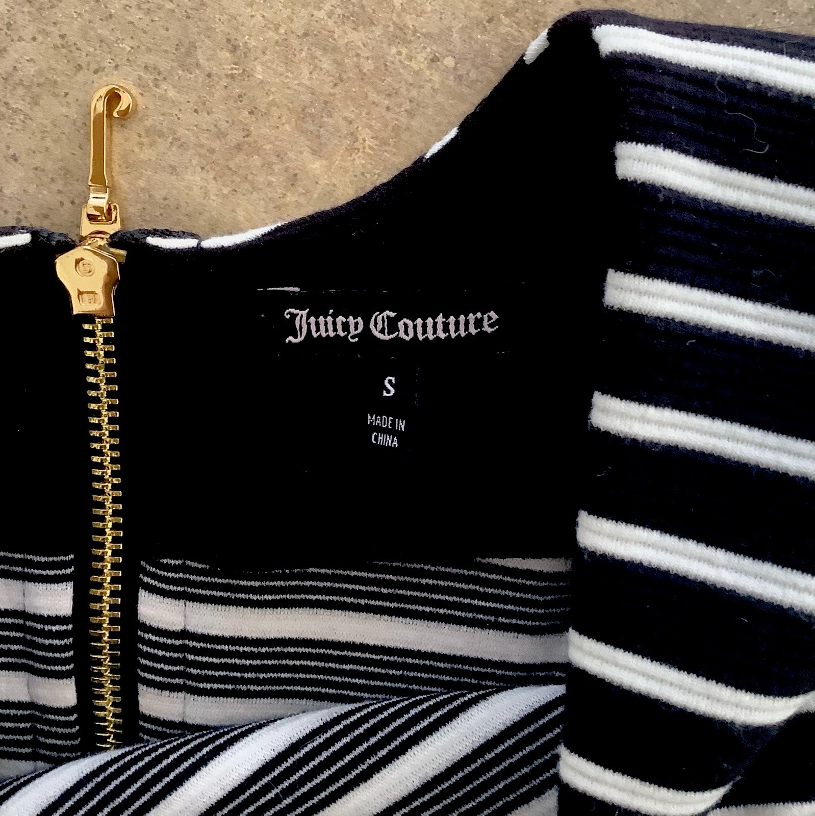 JUICY COUTURE FITTED STRIPE PONTE DRESS Expose Zipper Bodycon Mini BLACK ANGEL S