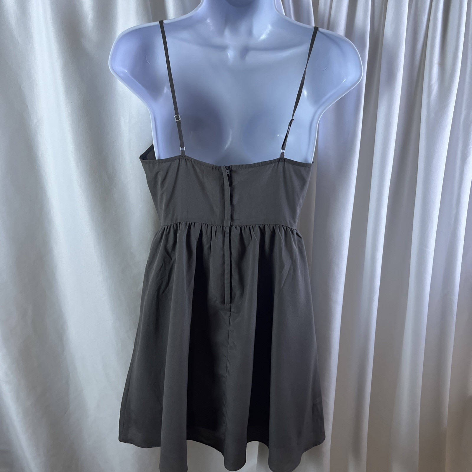 H&M Divided Womens Grey Geometric Sequin Bodice Mini Dress Size 6 Cocktail