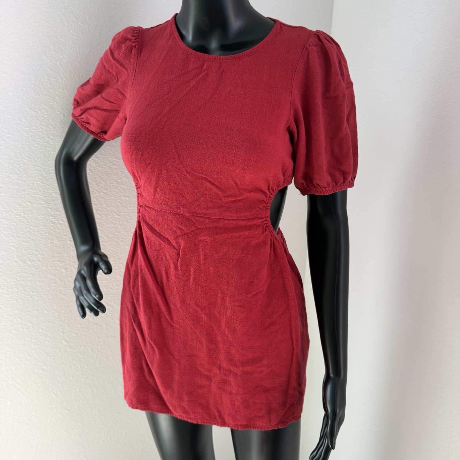Le Lis Collection Red Puff Sleeve Cut Out Mini Dress Size S Crew Neck Summer