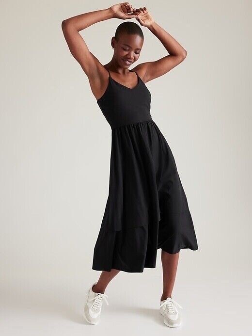 Athleta Elation V-Neck Hybrid Dress | Black Medium Petite #601546