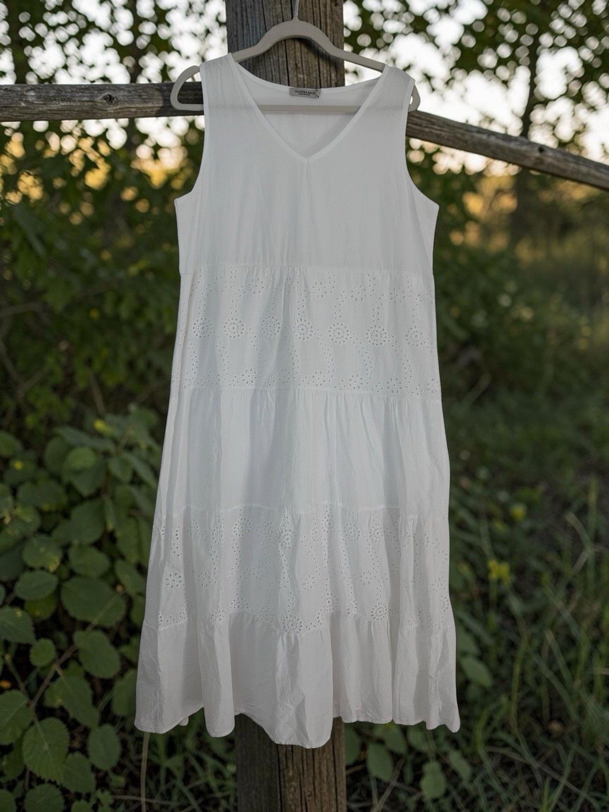 Valentina Naldi Italy White Cotton Eyelet Tiered Lined Maxi Dress Sz S Boho Mint