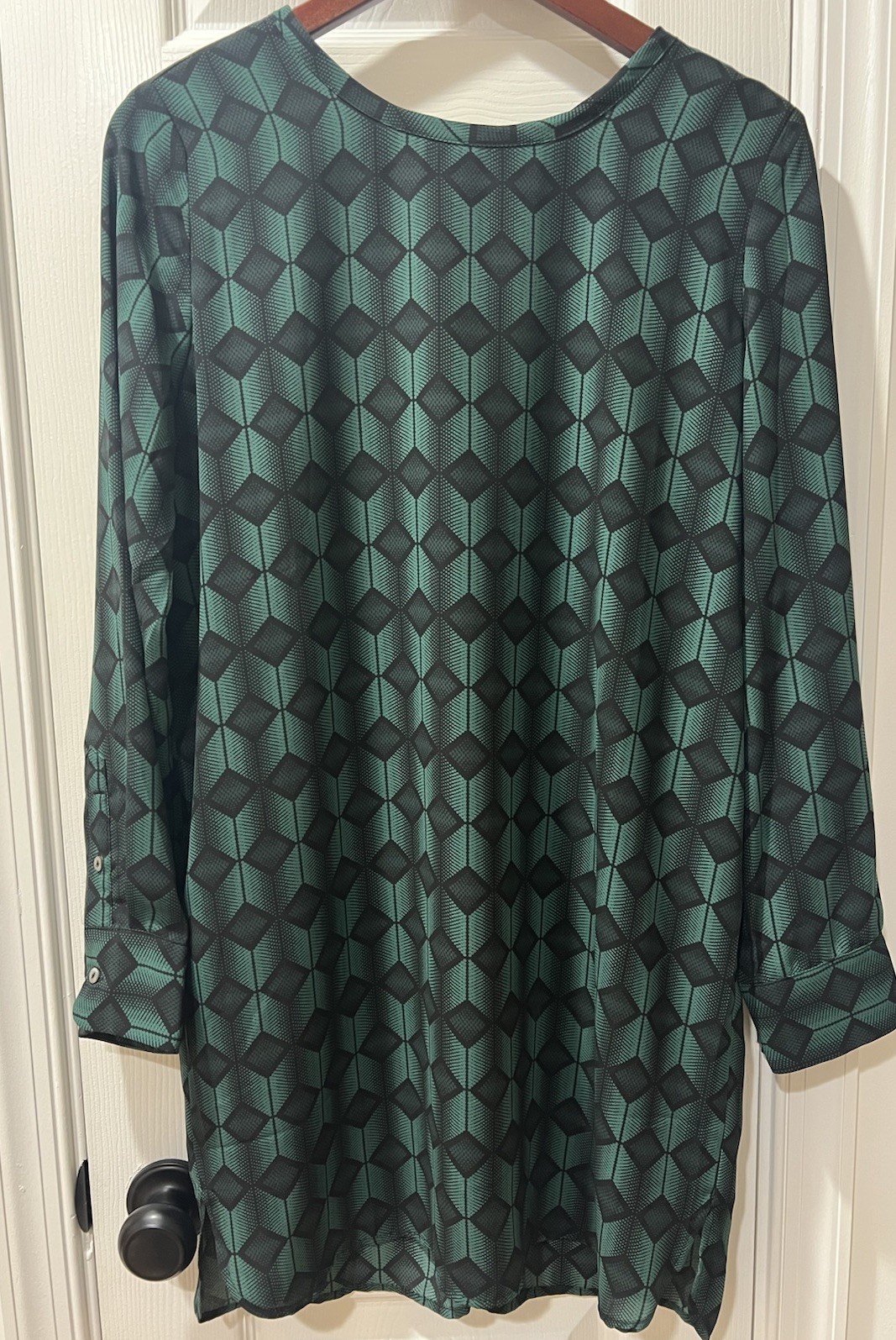 Karlie Women’s Size Large Oversized Green Geometric Shift Dress Long Sleeve