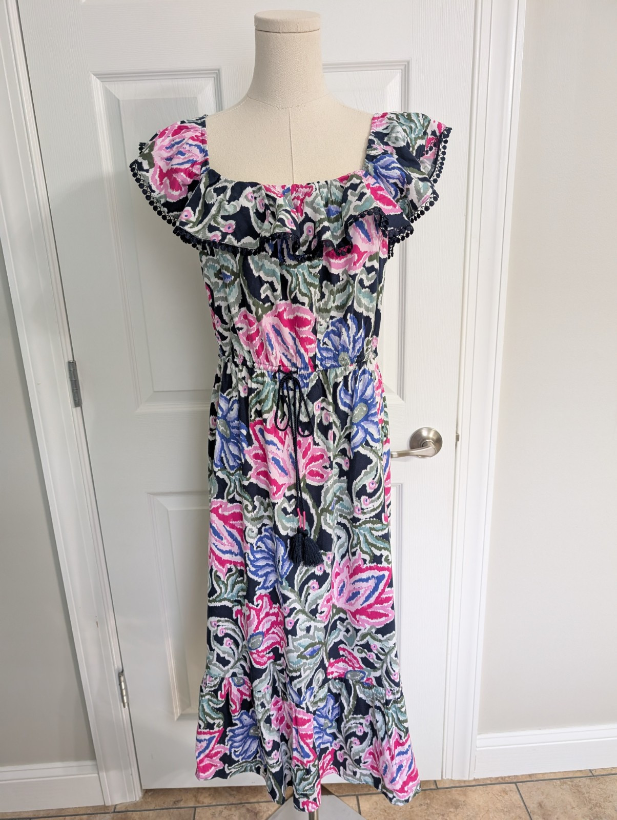 LOFT Floral Ruffle Square Neck Midi Dress women’s size S Pom Pom Resort Wear