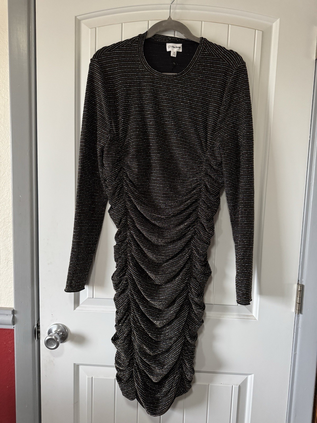 Beautiful Black Silver And Copper Form Fitting Dress Size XXL (Fits Like Large)