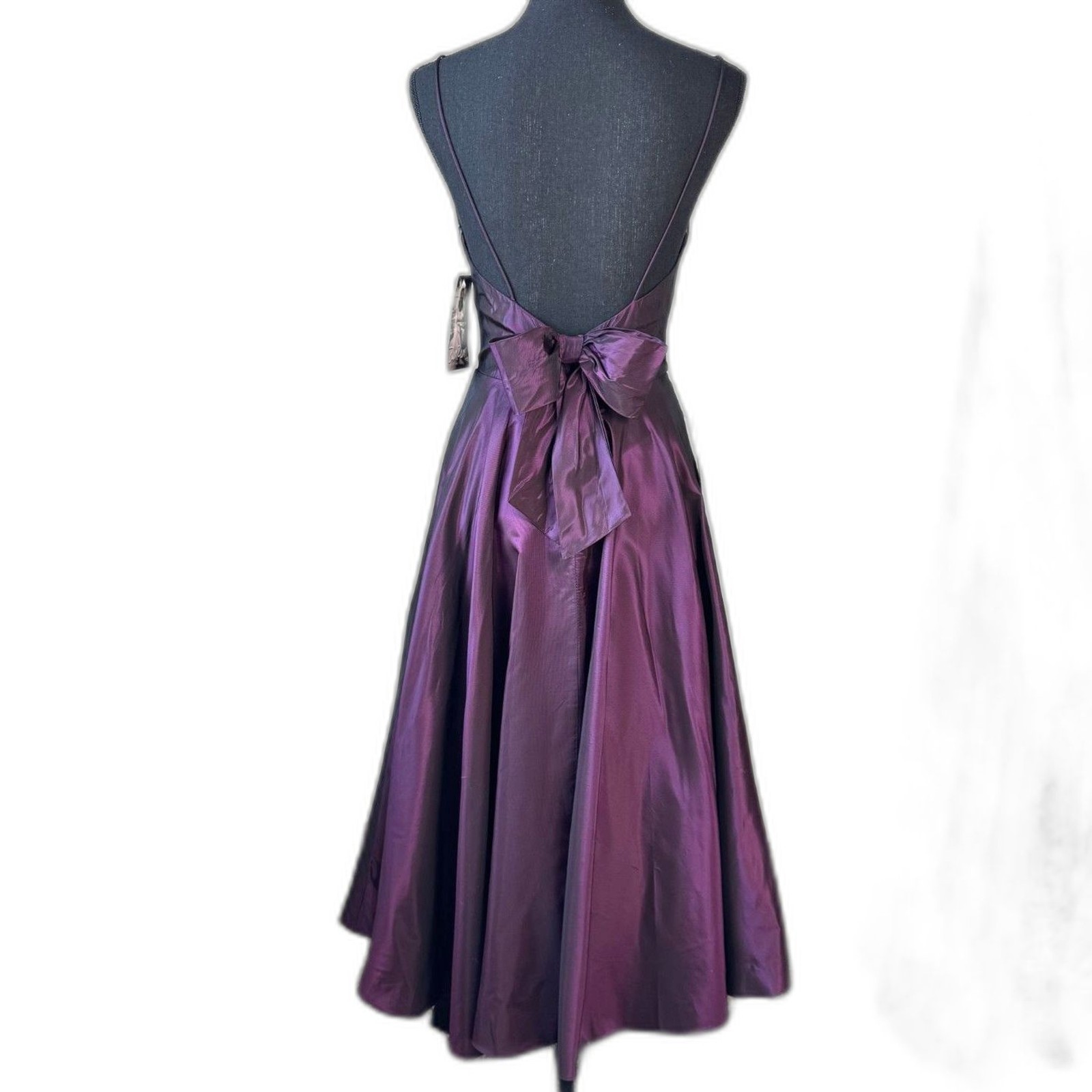 Size 8 Vintage Deadstock Zum Zum purple iridescent tea-length formal dress 10623