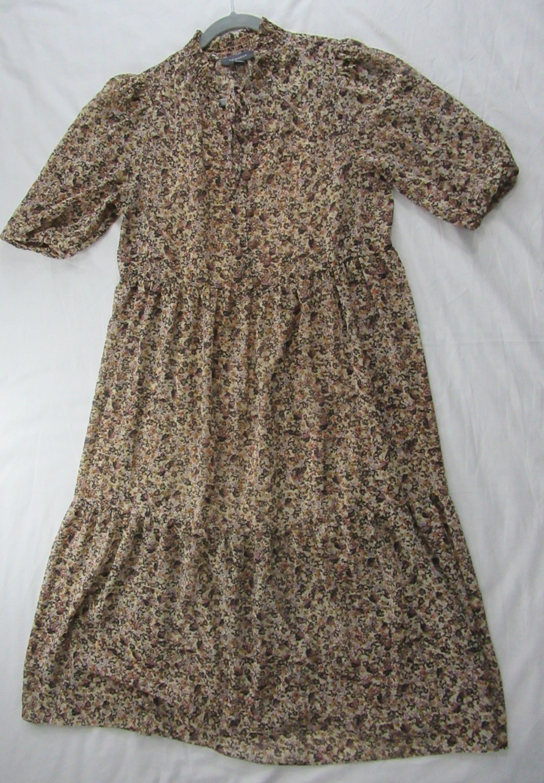 Size 12 – Brown Floral Chiffon Maxi Dress With Underslip Length 47 inches