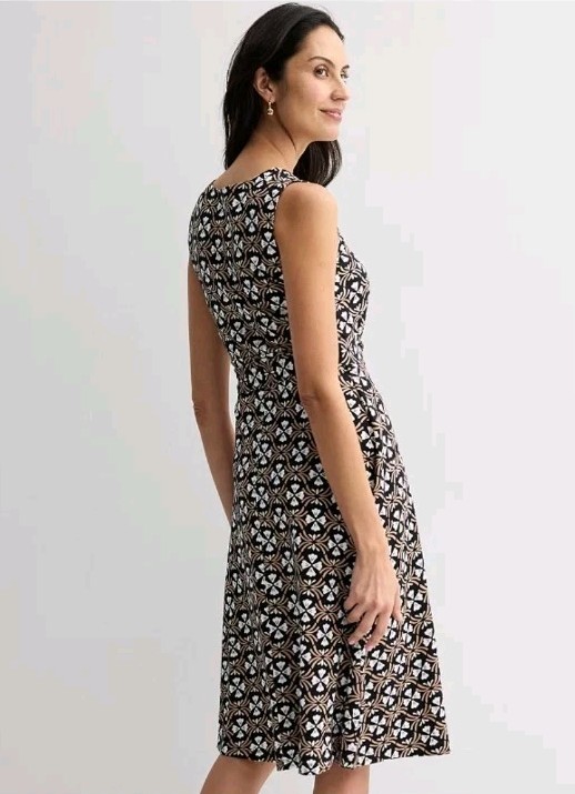 Croft & Barrow Floral Dress Size XL Sleeveless Stretch Fit Flare Knee Length