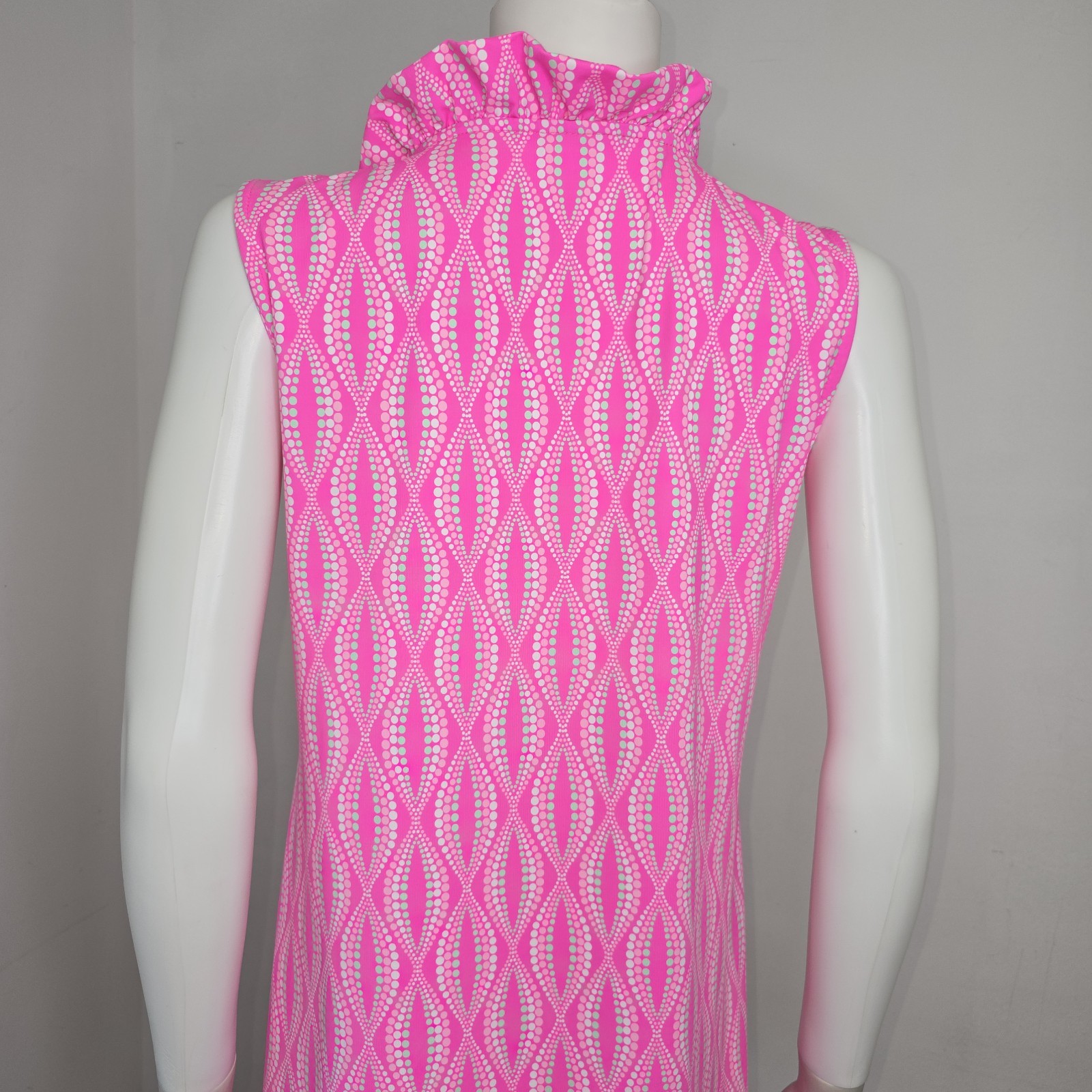 Lulu B Mini Dress Size M Ruffle Neck Sleeveless Catalina Cloth Pink Mosaic Prep