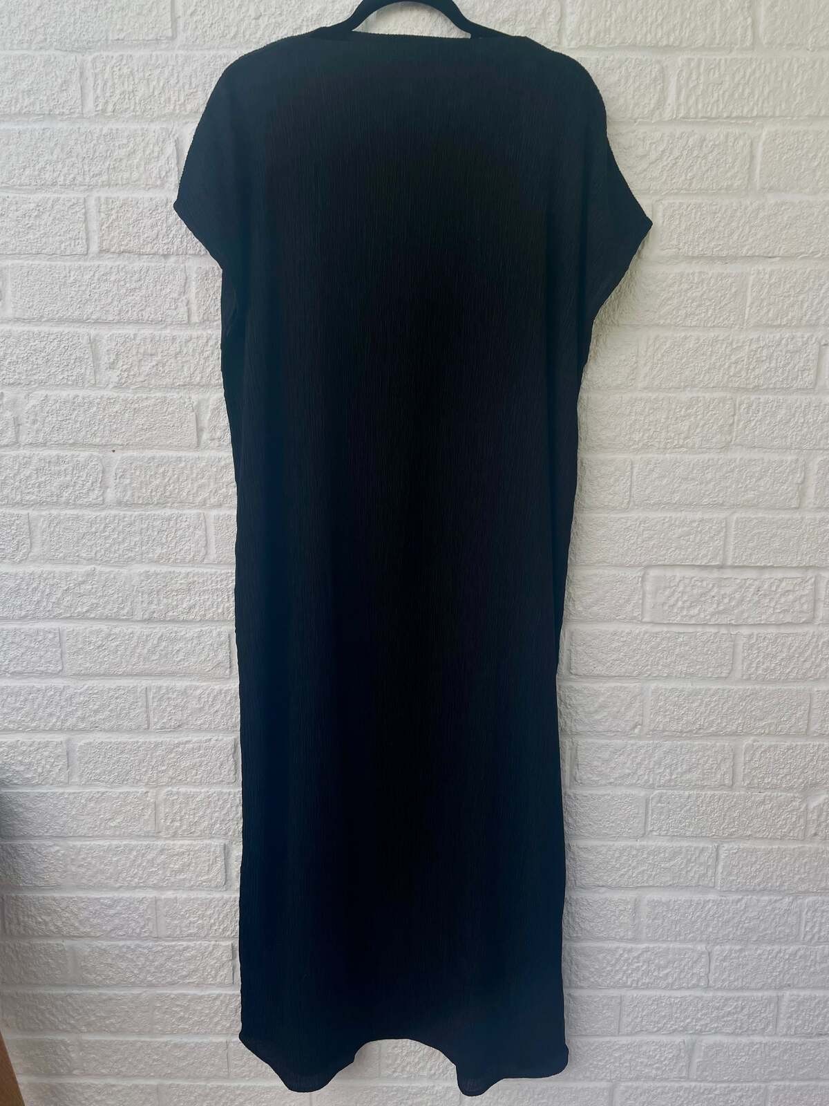 COS Black Ankle Length Crinkle Texture Straight Slit Neck Dress Size Small