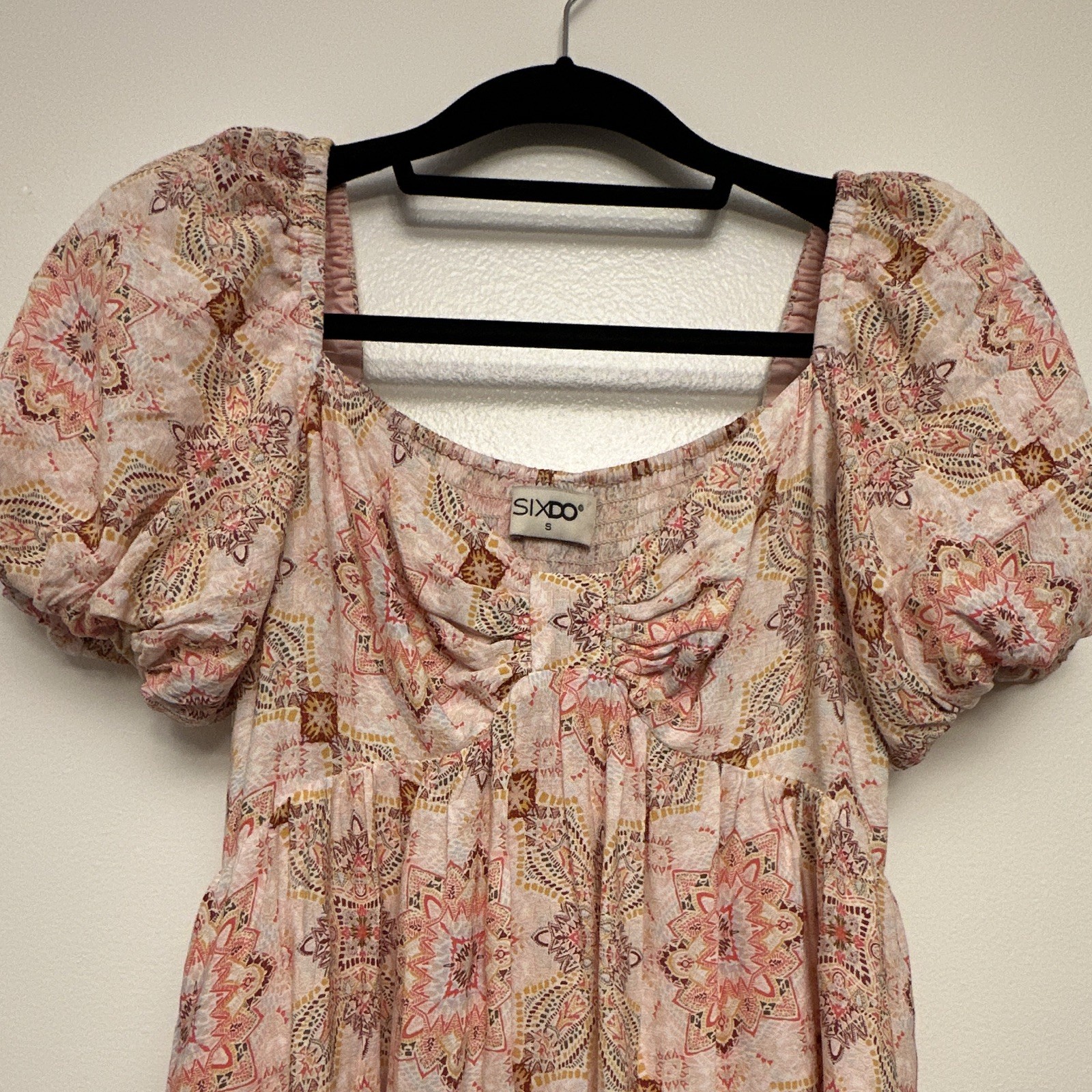 SIXDO Pink Paisley Square Neck Puff Sleeve Knee Chiffon Polyester Dress S