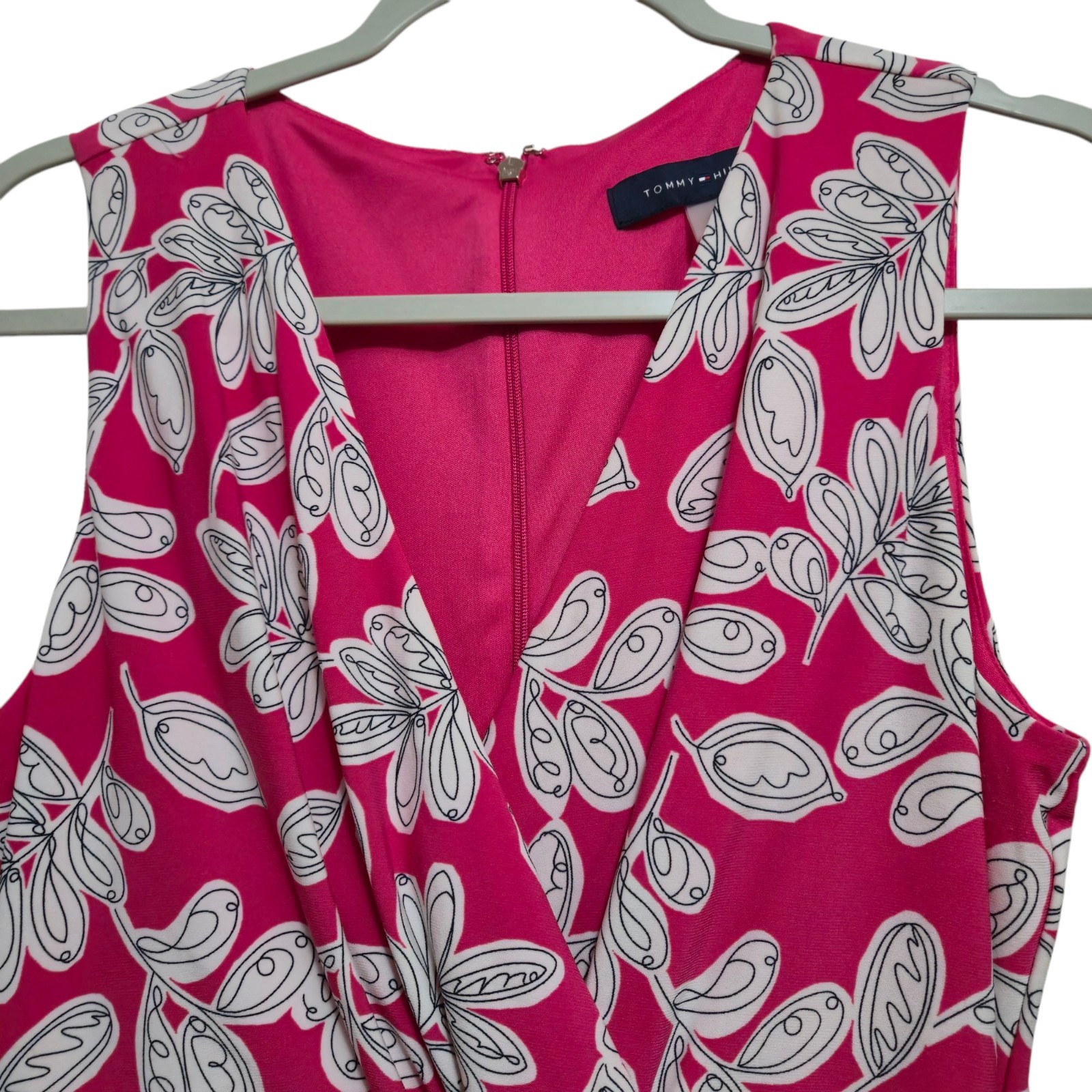 Tommy Hilfiger Dress Size 6 Leaf Pattern Hot Pink Black White Ruched Waist NEW