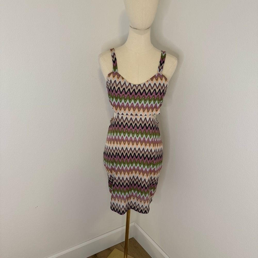 [Lovers + Friends] Multicolor Chevron Mini Dress – Size Medium
