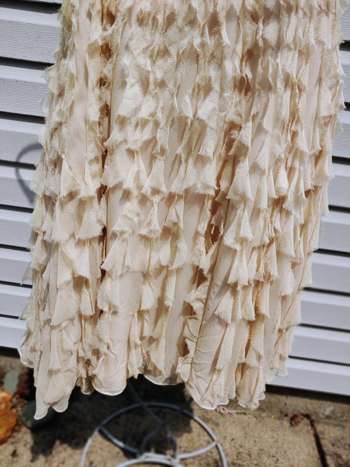 FANCY WHITE / BLACK 100% SILK STRAPLESS RUFFLE SKIRT SHORT in size SMALL