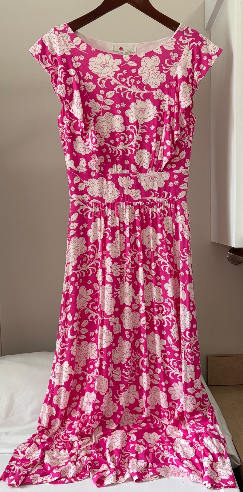 Boden Women’s Size US 4 Midi Pink/White Floral Jersey Dress Flutter Cap Sleeve