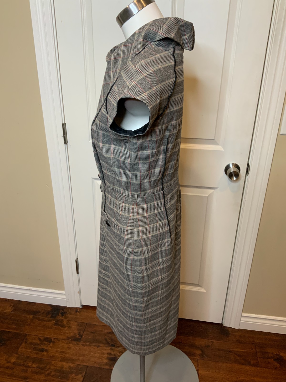 Purification Garcia Gray Houndstooth Check Bow Neck Shift Dress, Size 8 | 40
