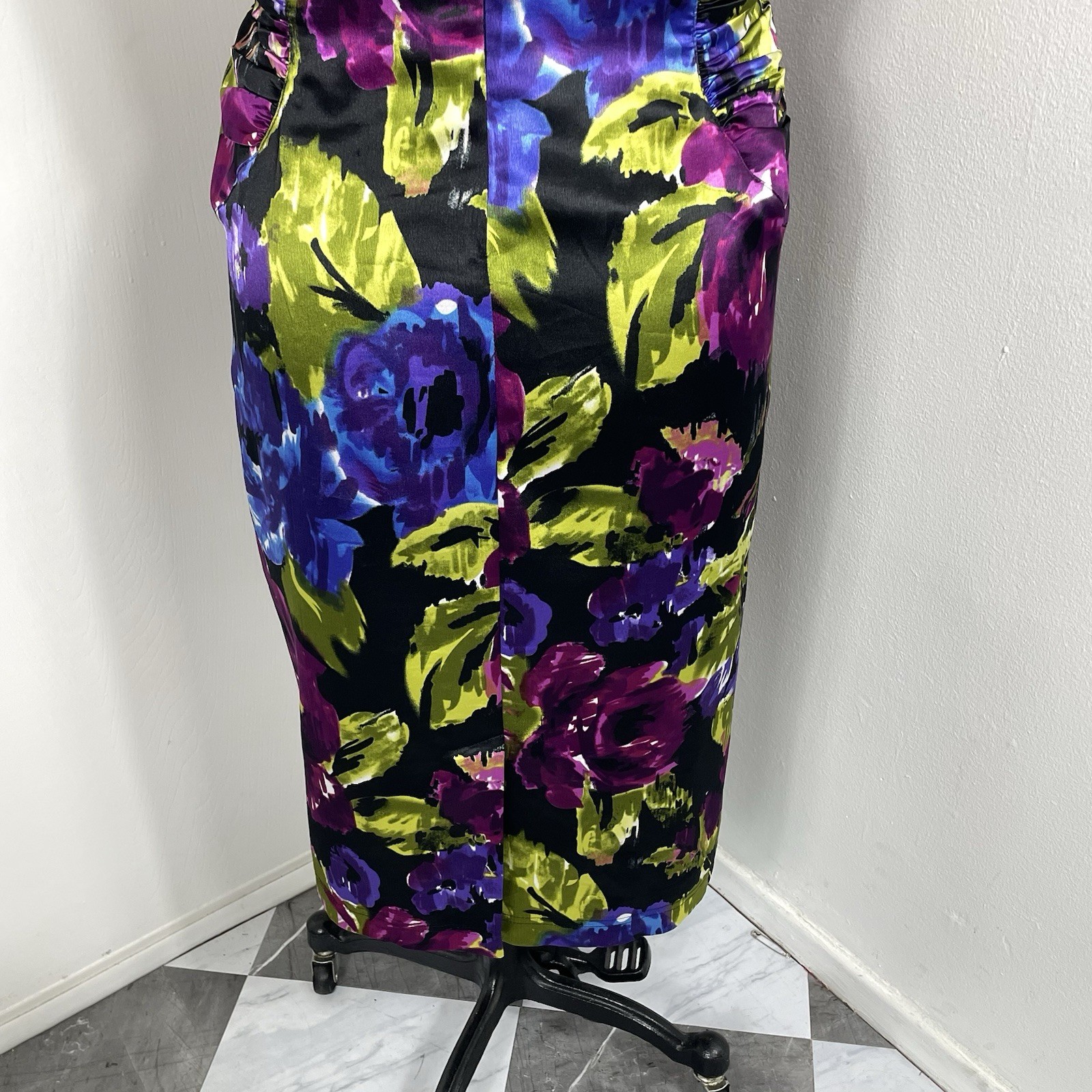 Adrianna Papell Plus Size 22 Multi Floral Dress Slight Stretch.
