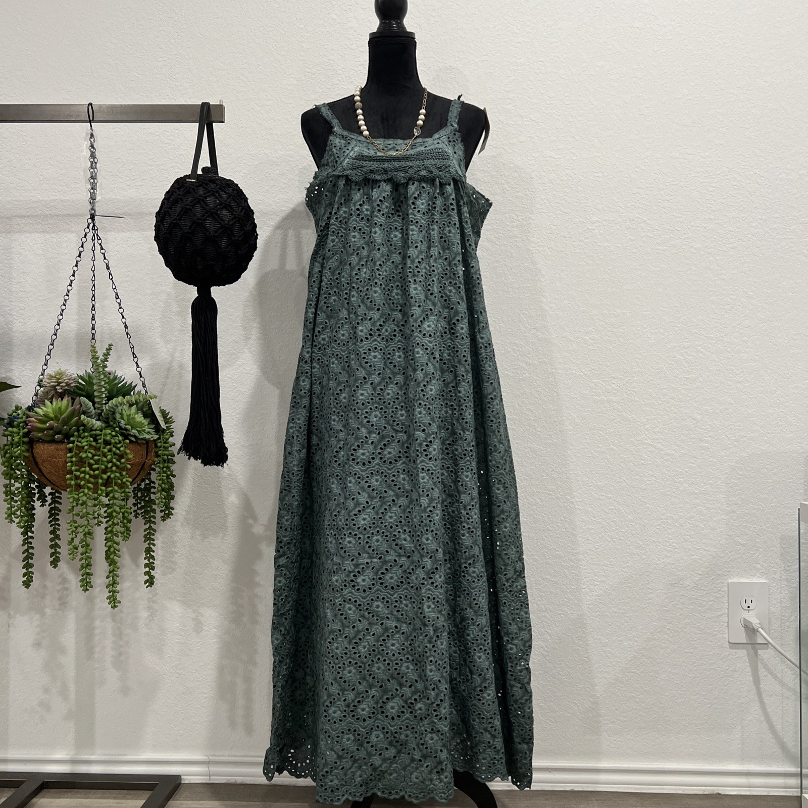 Jaded Gypsy Eye See You Maxi Dress Emerald Green Eyelet O/S One Size (item D5)