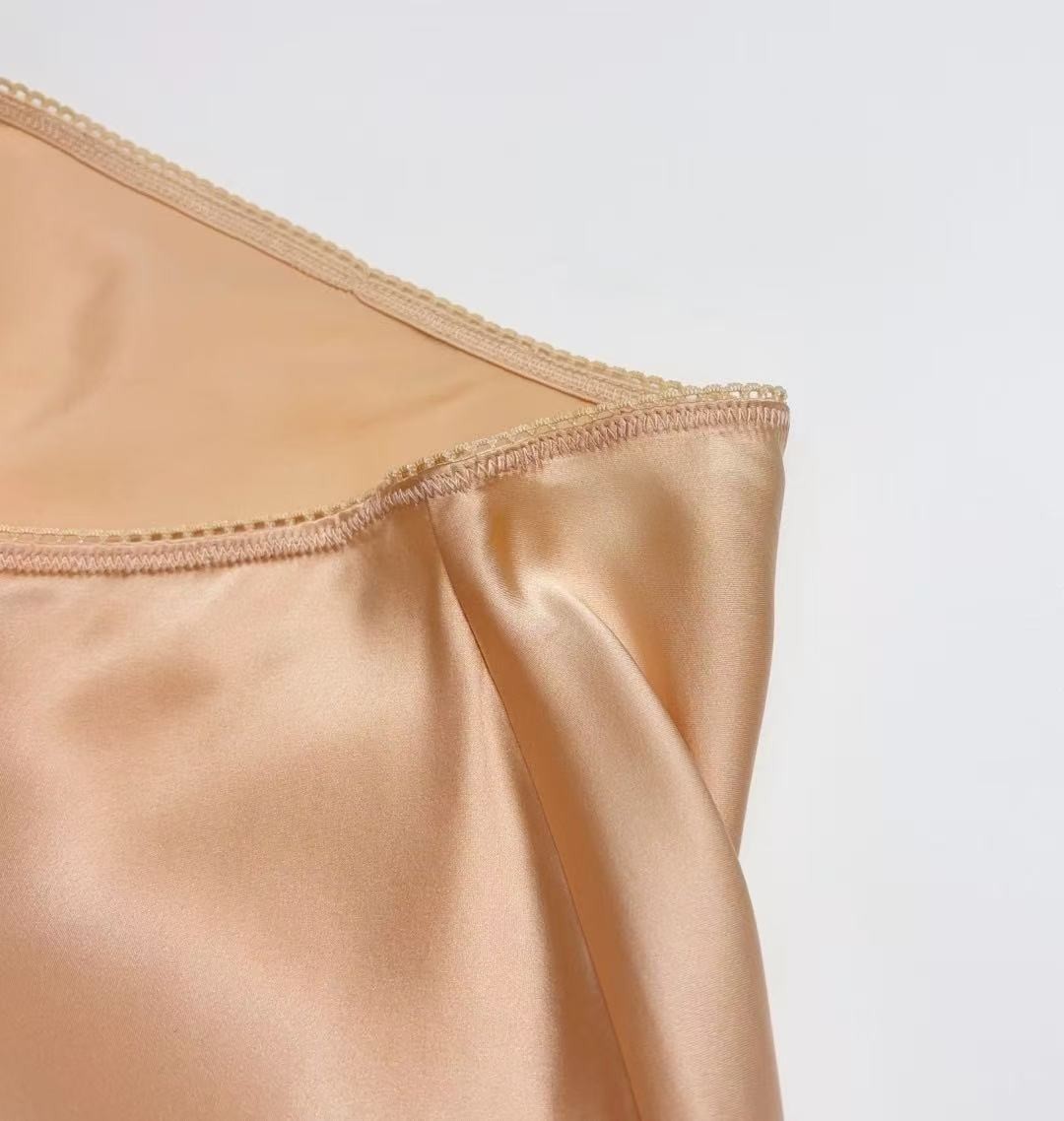 DOEN Solid-color Silk Half-Dress with Lace Edging and High Waist Long Dress