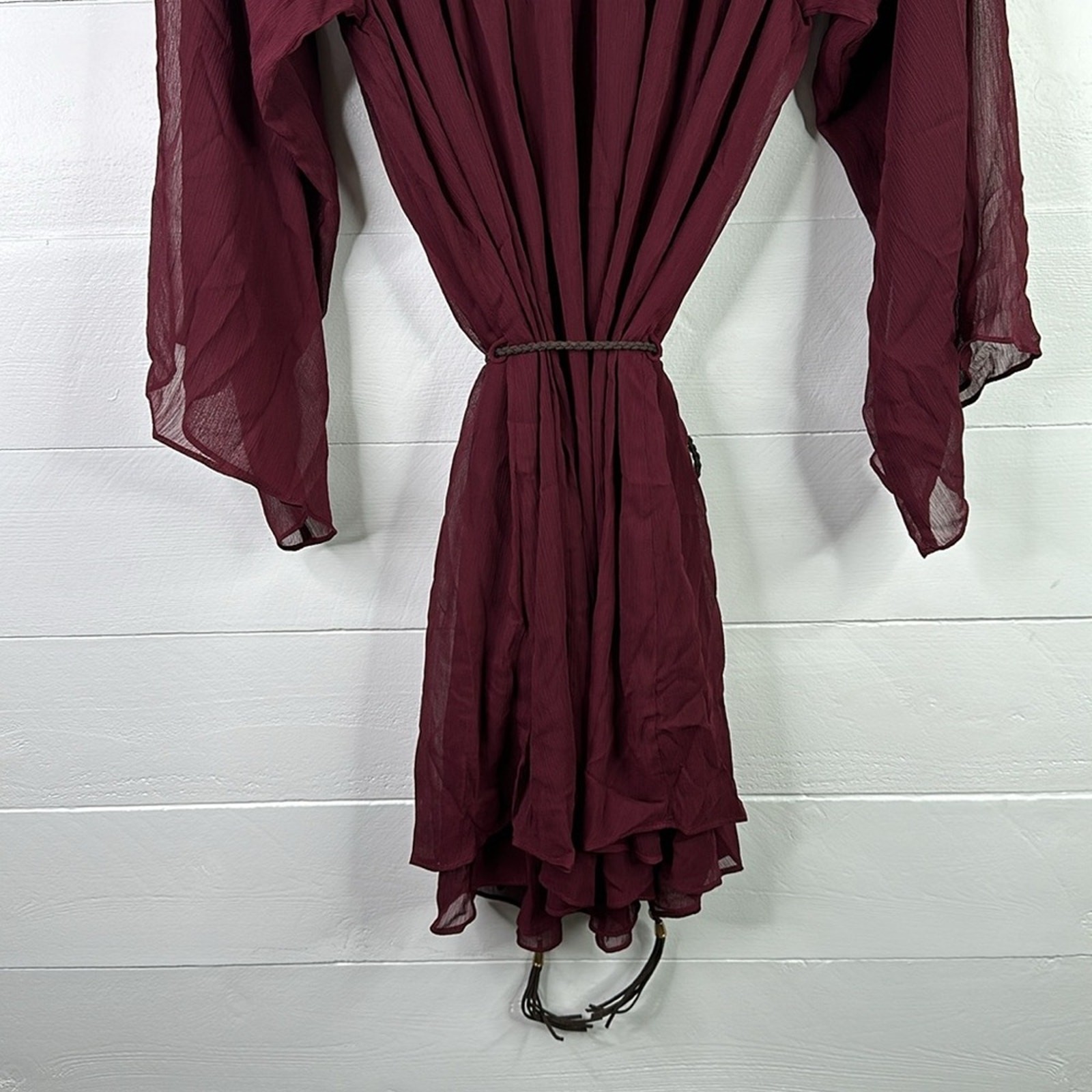 DOUBLE ZERO Wine Open Shoulder Wide Sleeve Polyester Tassle Dress Size Small