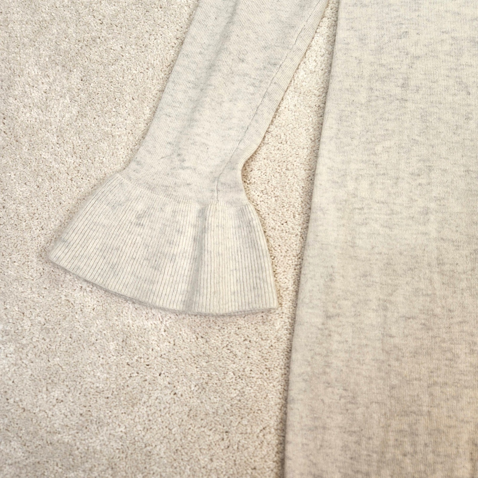 Banana Republic Gray Ribbed Bell Sleeve Merino Wool/Cashmere Blend Dress Size M