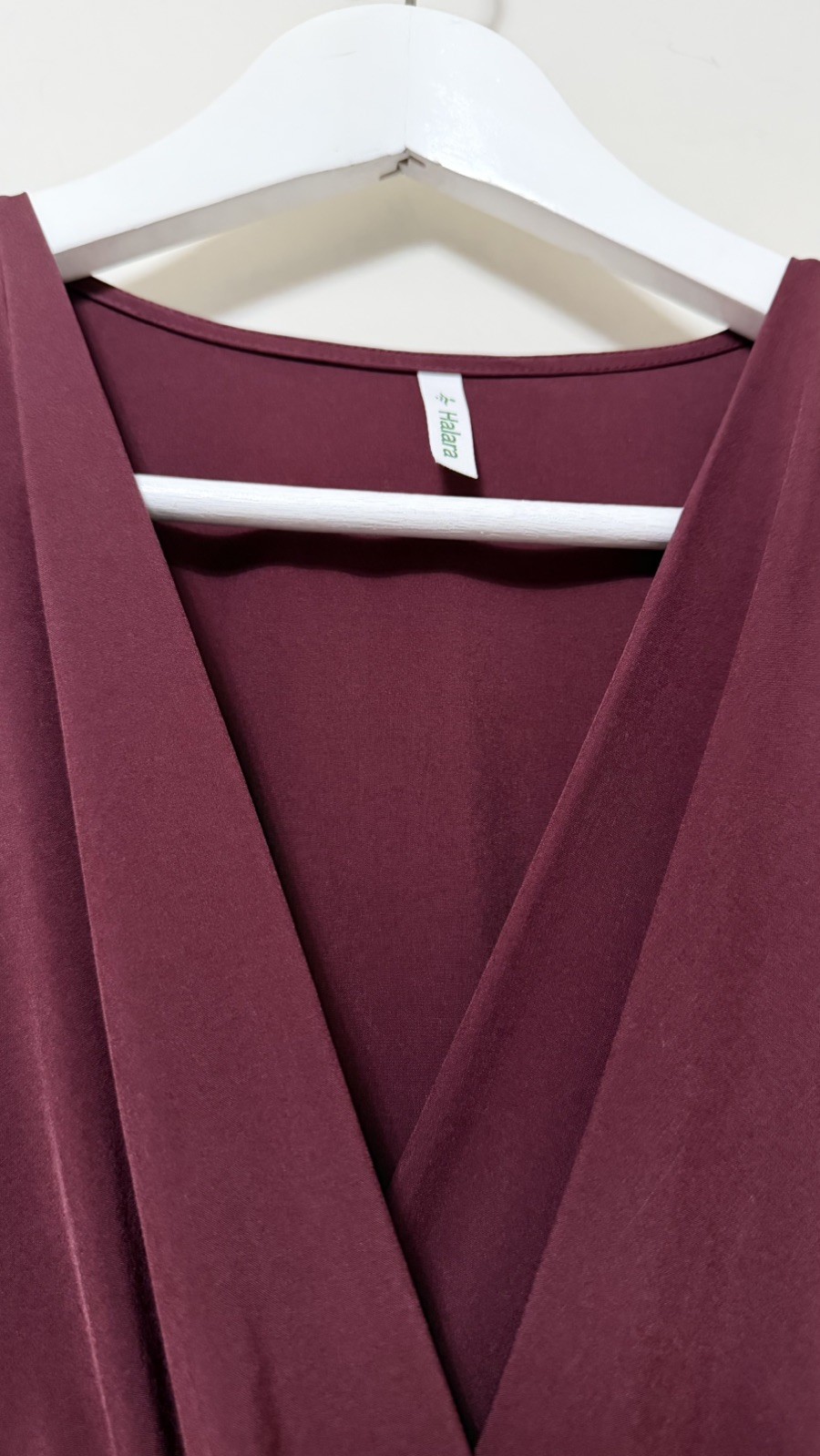 Halara dress Maroon/Wine/Burgundy Long With Pockets And Tie around Waist Medium