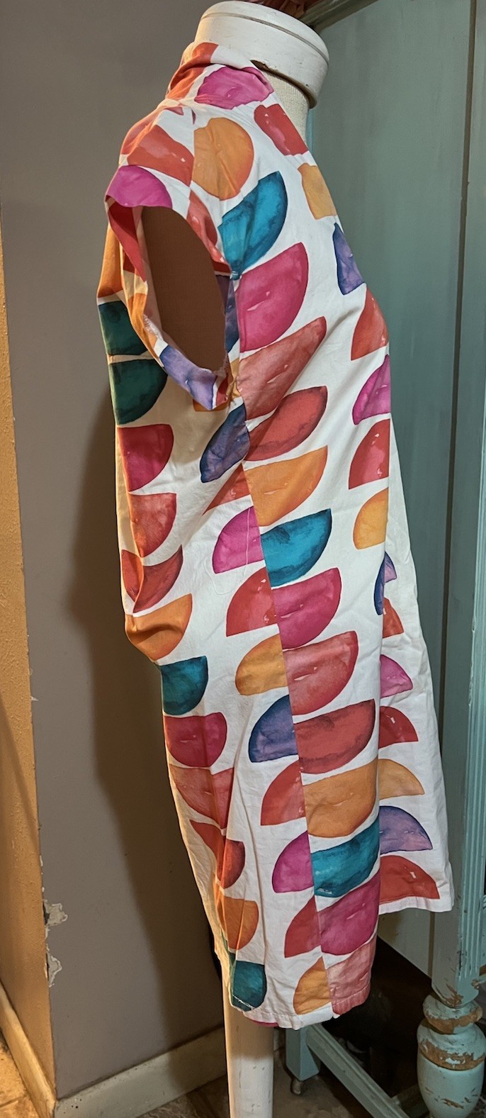 Brooke Wright shift Dress Adorable Bold Eye Catching Print Size XS Cruise Party