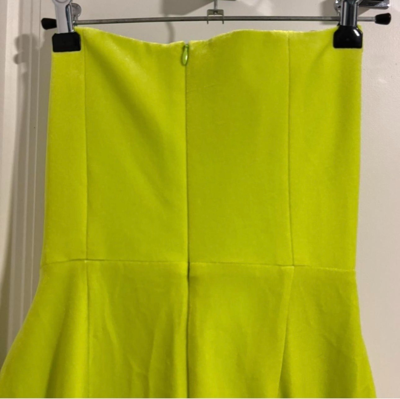 Alex Perry – Keaton – Velvet Strapless Dress – Size 8 – Full Length