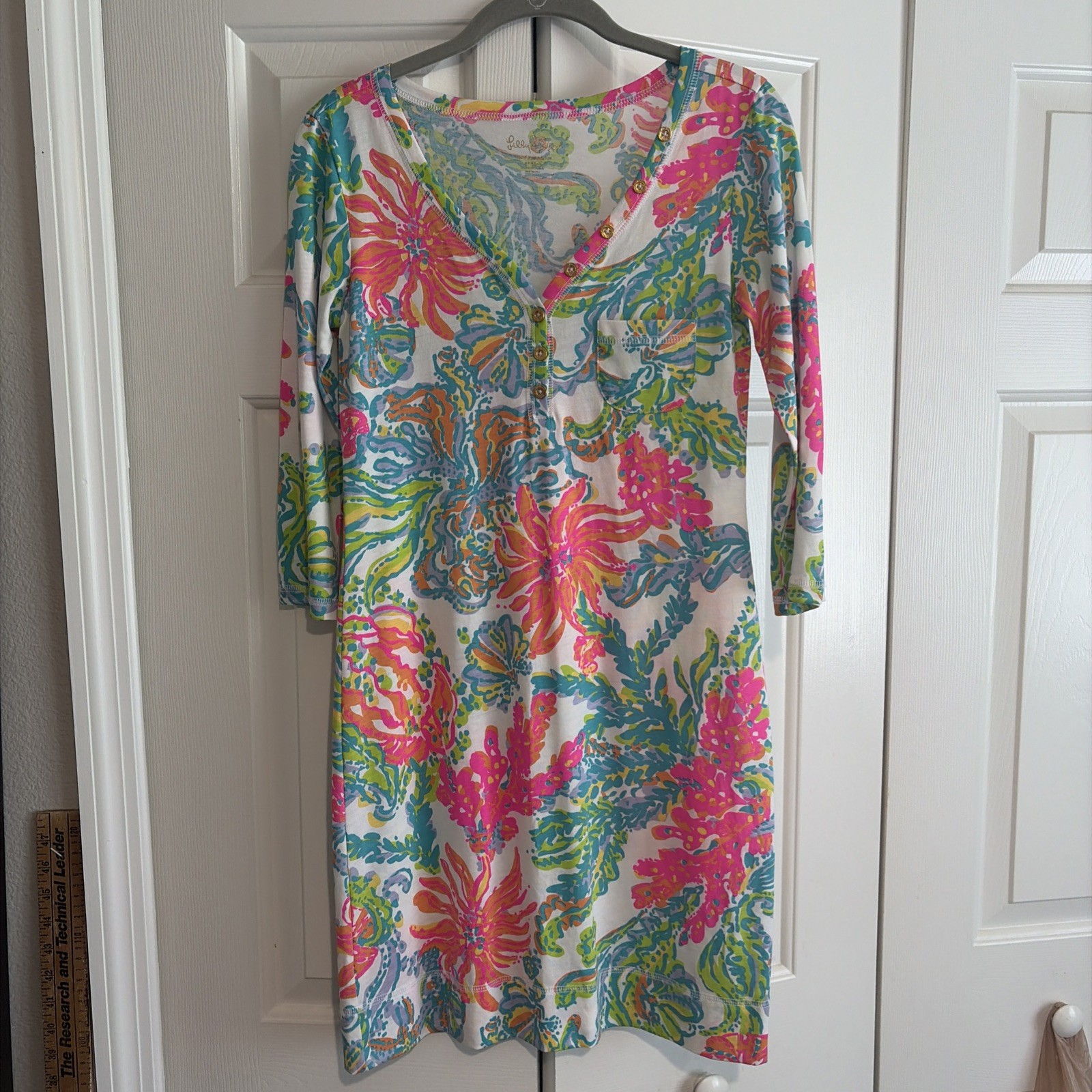 LILLY PULITZER Palmetto V-Neck T-Shirt Dress Casa Marina