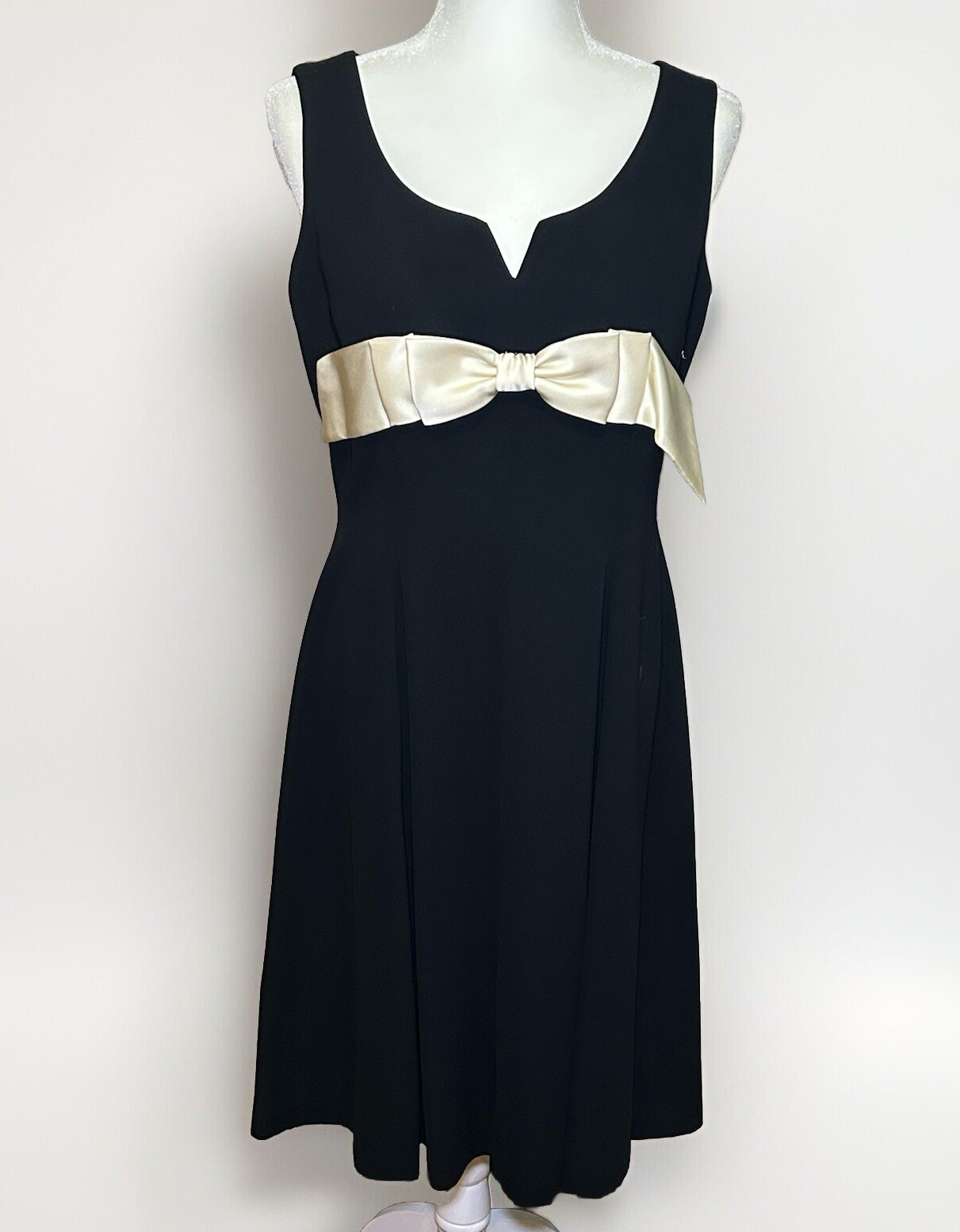 Sara Campbell Black Sleeveless A-Line Dress Ivory Bow Lined Party Womens Size 10