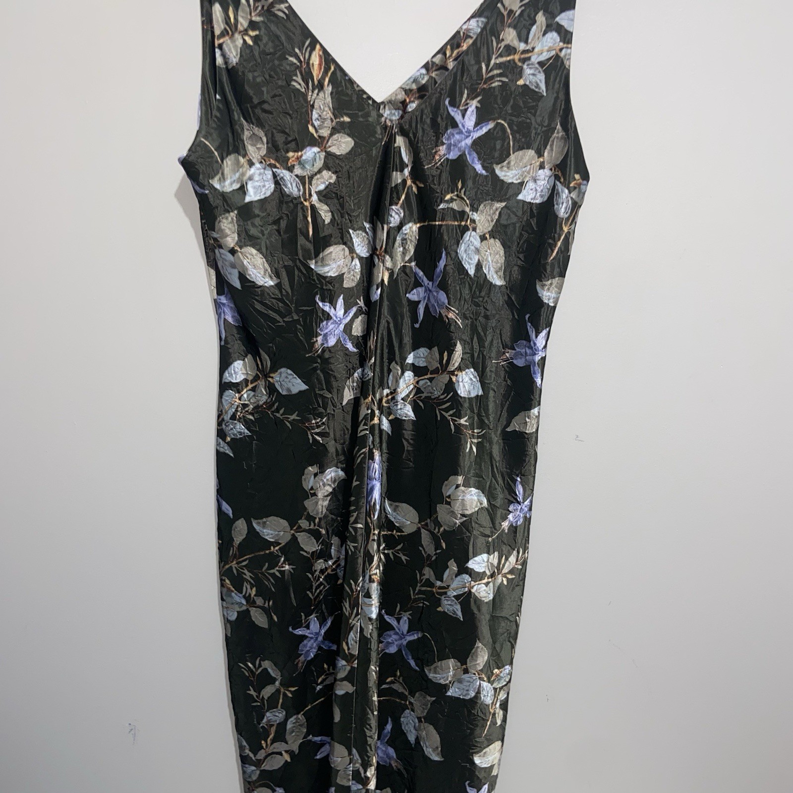 NWT $445 Vince Dress Large Bellflower V-Neck Slip Crinkle Satin Garden Floral