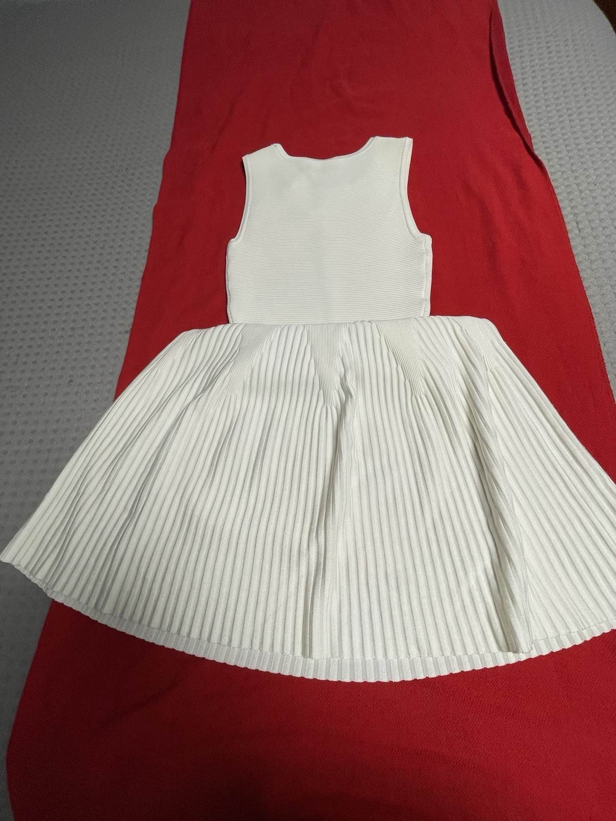 Karen Millen White Pleated Knit Fit & Flare Midi Dress Round Neck XS