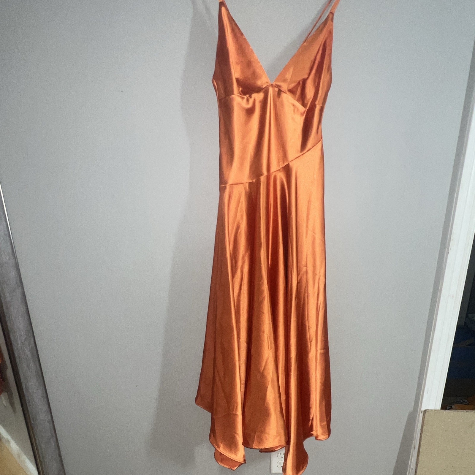 ASOS Elegant Orange Satin Long party Dress V-Neck size 4