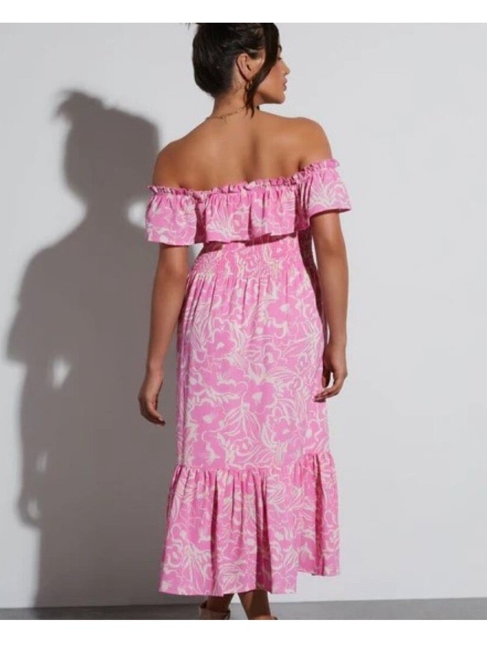 Vici Pink Floral Midi Dress Size Small
