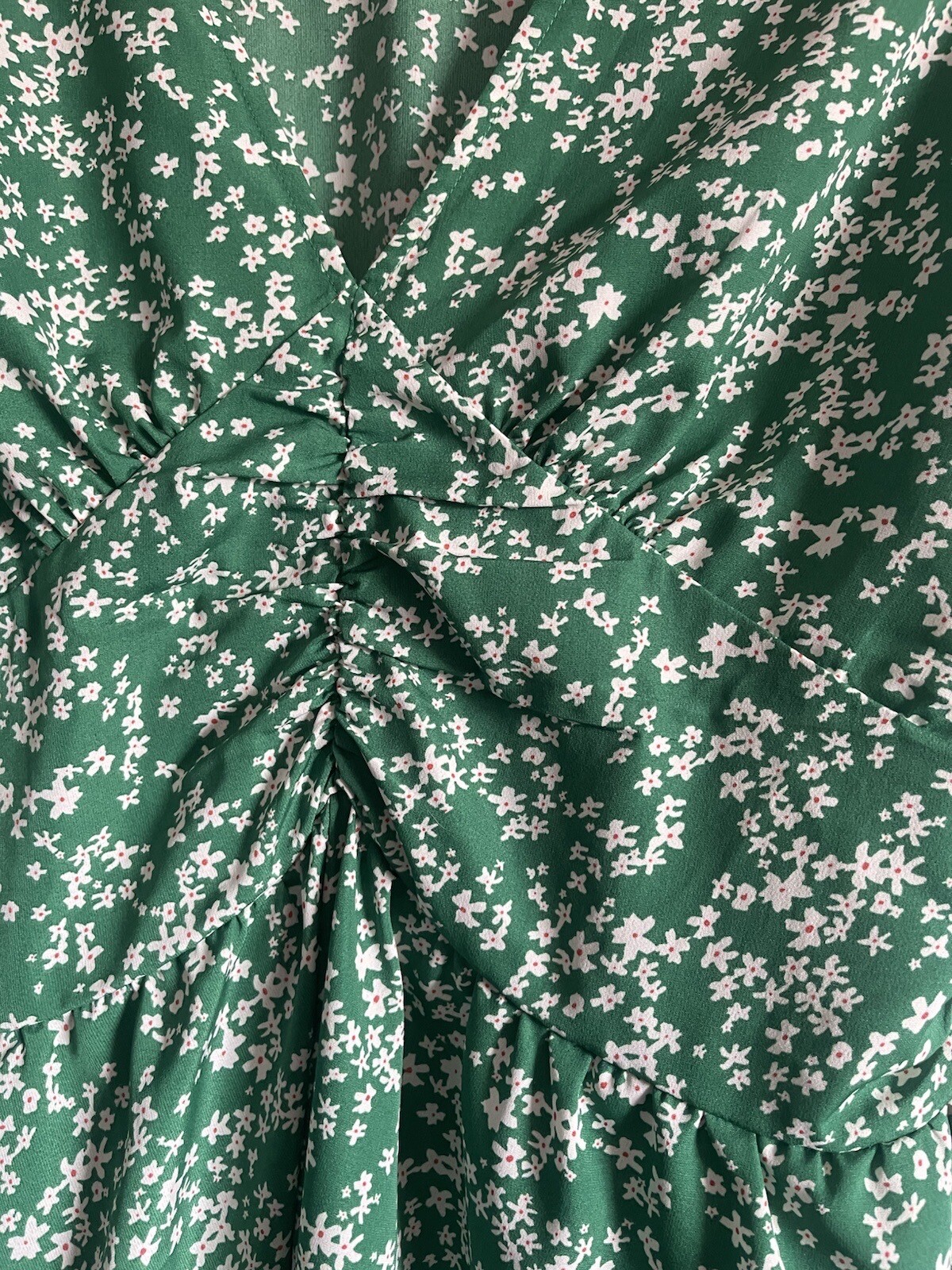 Cupshe Dress Green White Floral Sz L V Neck Gathered Pullover Short Sleeve EUC