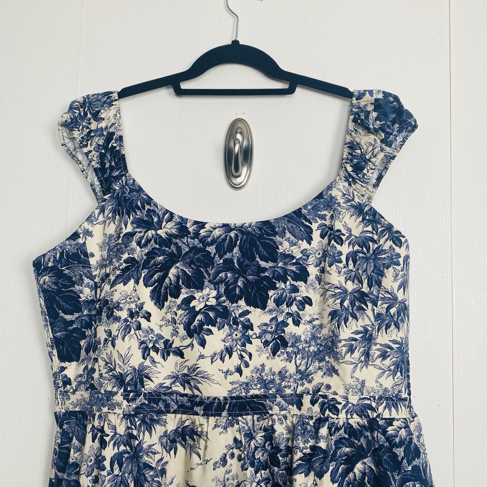 TUCKERNUCK EIRA DRESS NAVY CREAM SLEEVELESS DRESS WITH POCKETS SIZE XXXL.