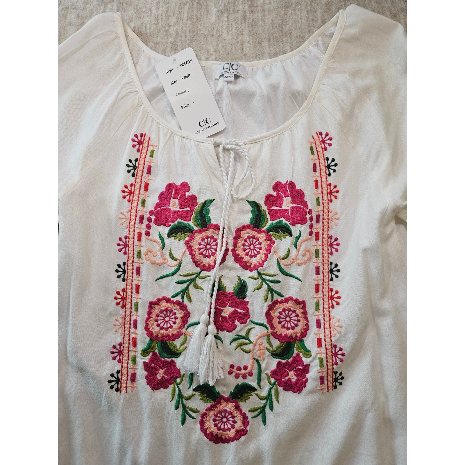 Chic Connection White Floral Embroidered Peasant Dress Tassel Tie Summer Small