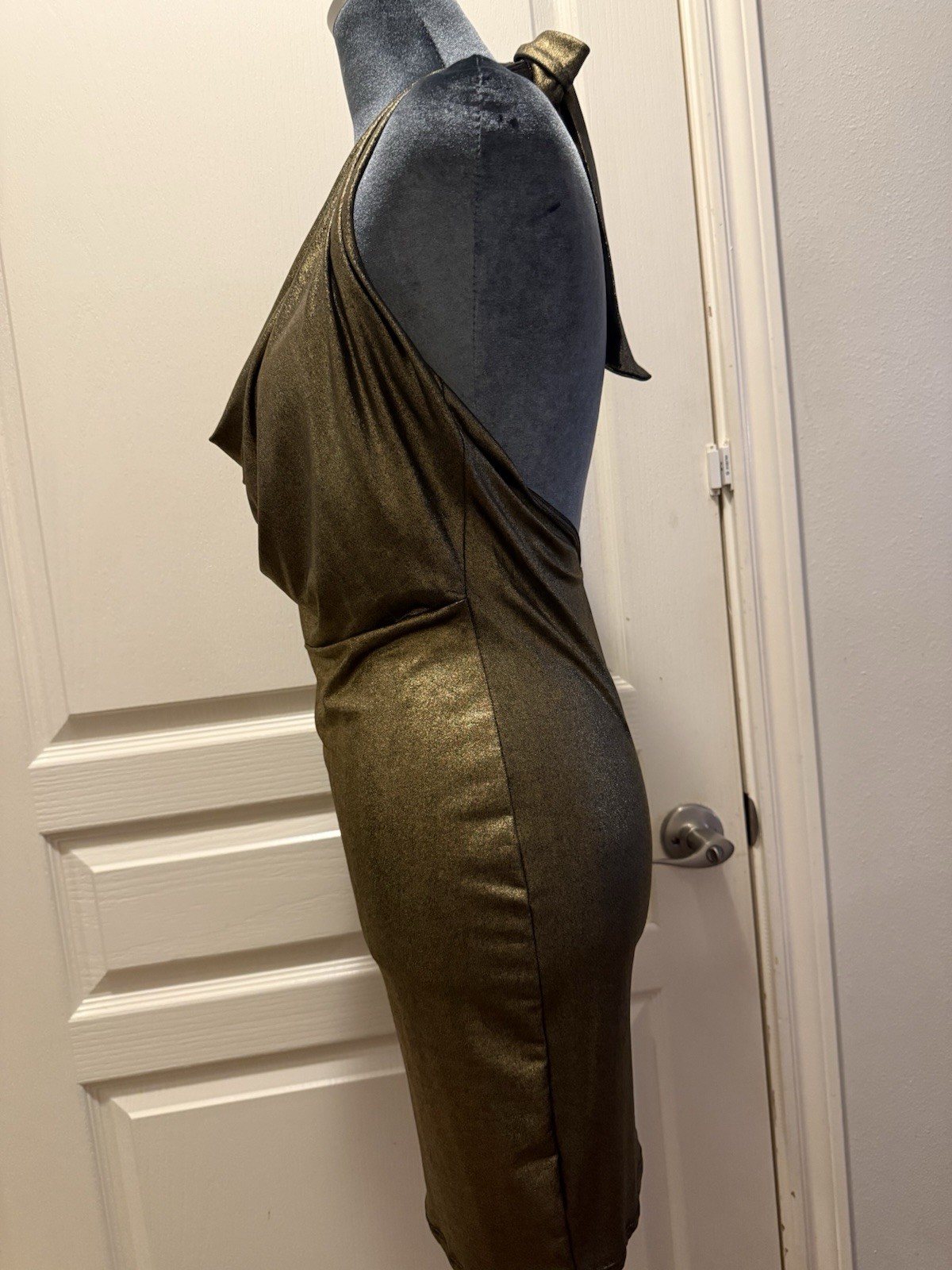 Blue Gold Metallic Halter Cowl Neck Bodycon Sheath Knee Length Stretch S