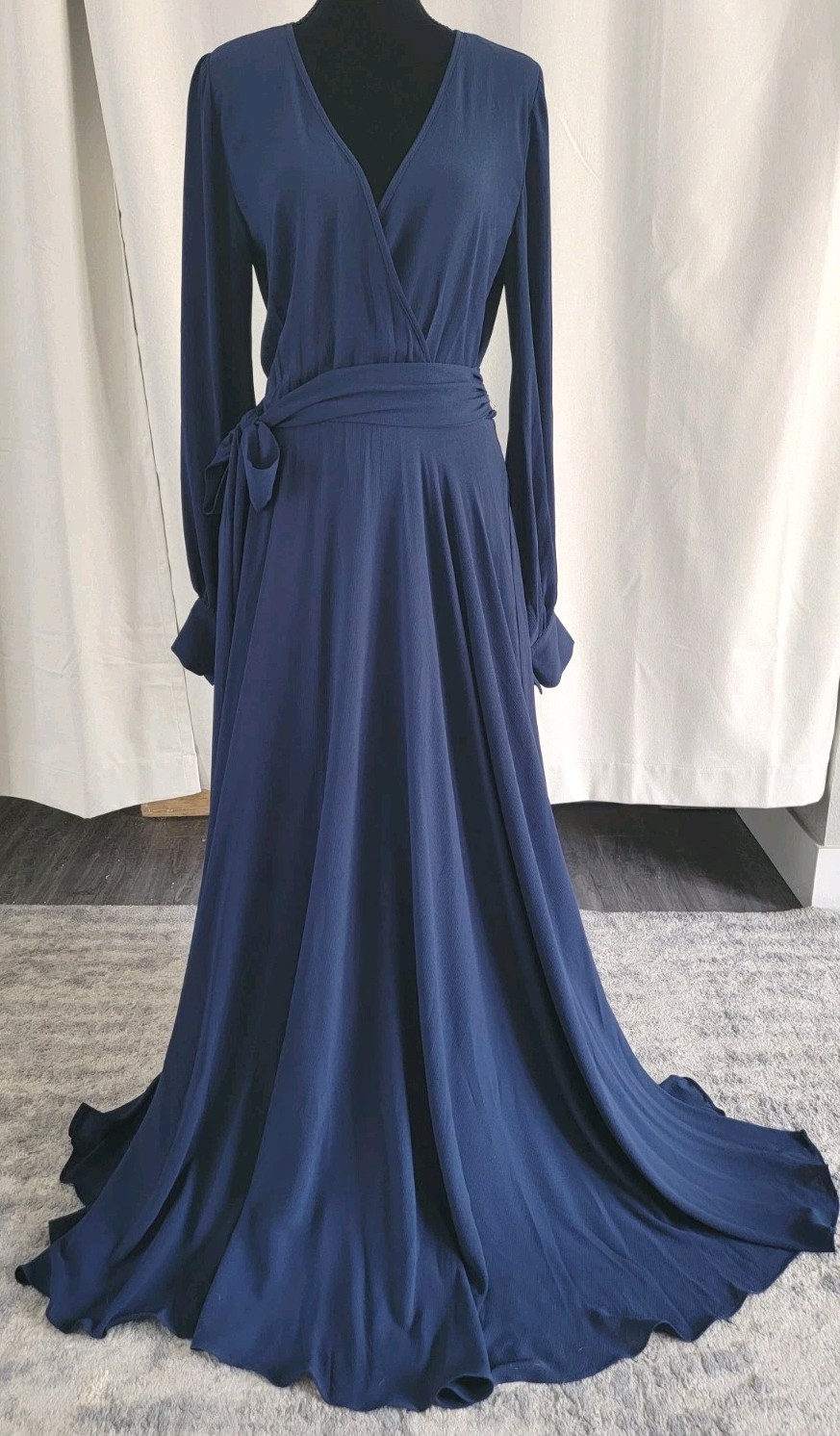 Merritt Los Angeles Navy Blue Wrap Maxi Dress Long Sleeve Tie Waist Women’s M