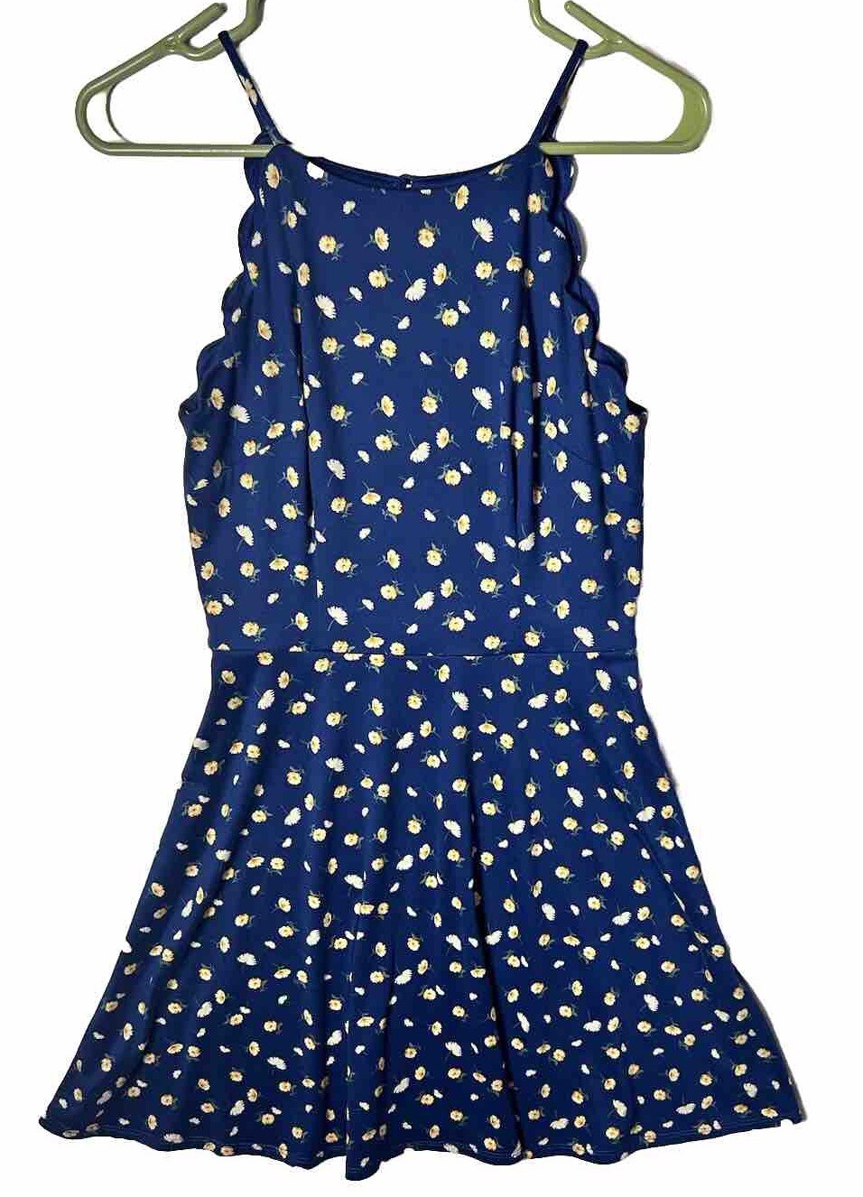 A Byer Scalloped Floral Dress Size Small, Sleevless, Stretchy, Polyester/Nylon