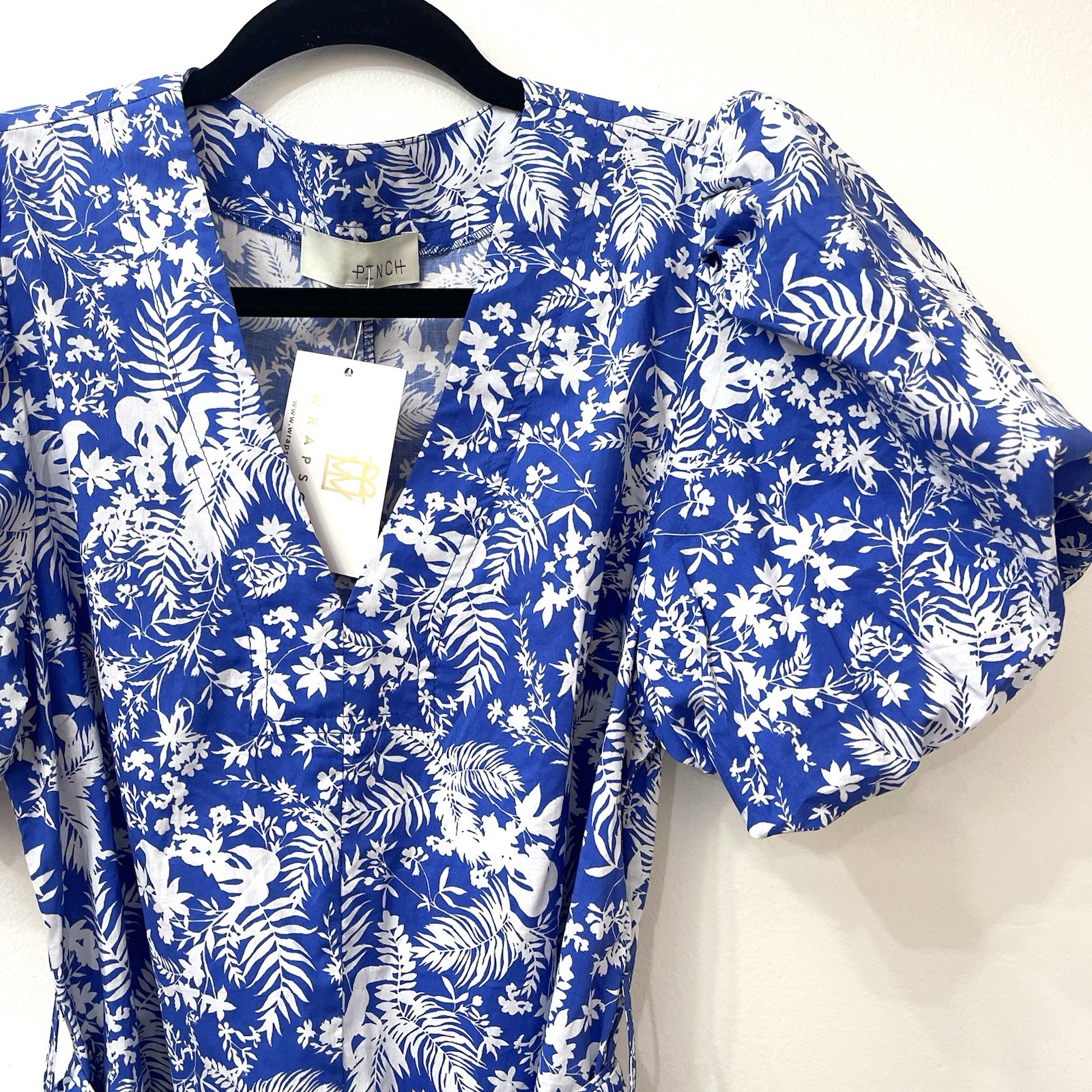 Women’s Blue & White Floral Puff Sleeve Midi Dress NEW MSRP $80 Medium By Pinch