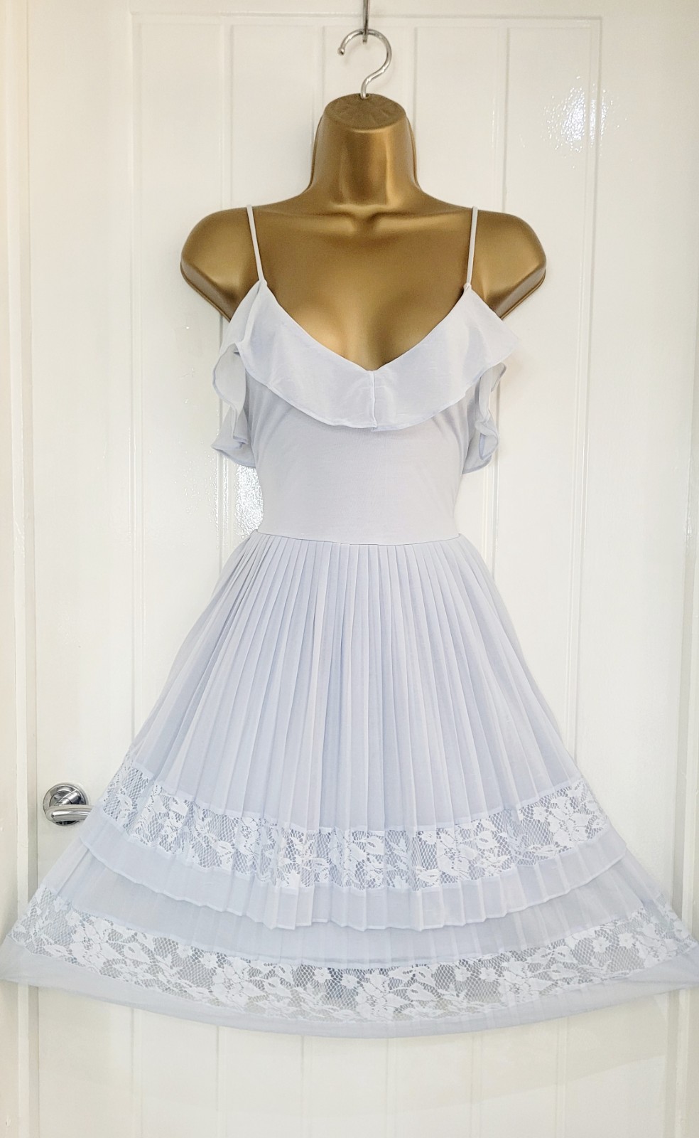 French Connection Size UK 10 light blue pleated lightweight pleated summer hols
