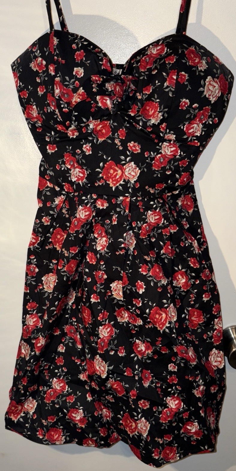 Black Red White Floral Sweetheart Neckline Fit & Flare Mini Dress